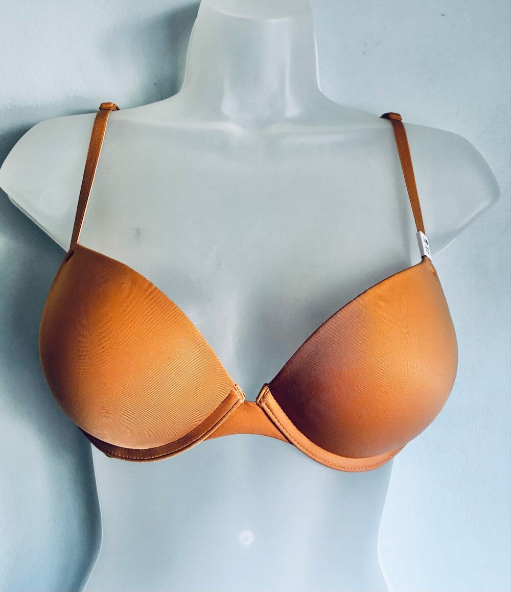 Victoria's Secret PINK Wear Everywhere Super Push Up Bombshell Beige 34B